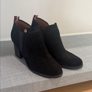 Tommy Hilfiger Black Ankle Booties